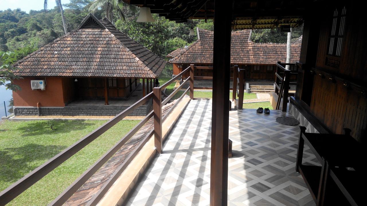 7Th Heaven Resorts Kochi Exterior foto